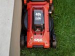 PROMO – SKIL 0130 BA – Akku-Rasenmäher – 2x20V/2ah – 34 cm Schnittbreite – Bild 4